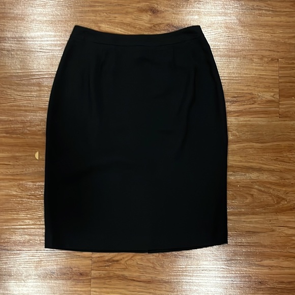 Tahari Dresses & Skirts - Tahari Black Skirt Size 12